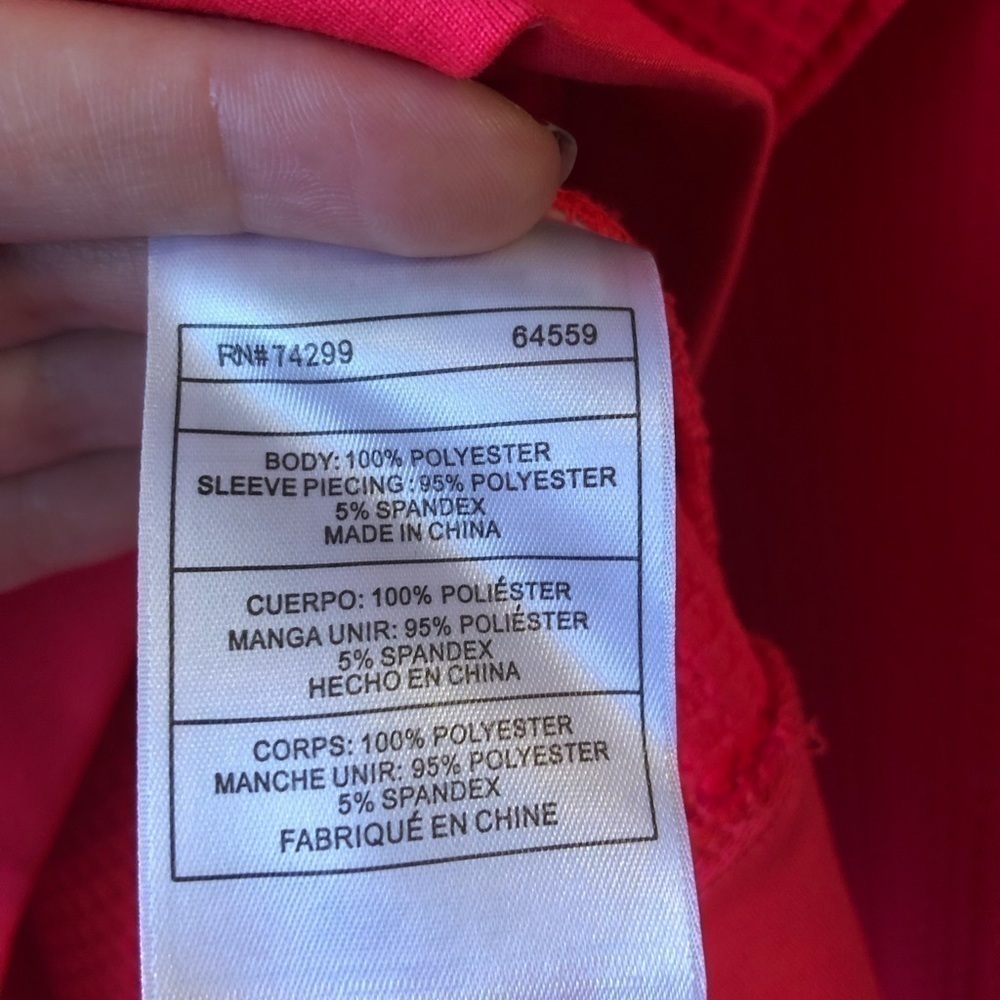 3/$30 New Reebok Tee - Picture 4 of 4